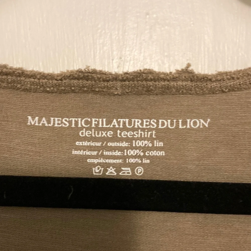 Linen Top - Picture 2 of 3